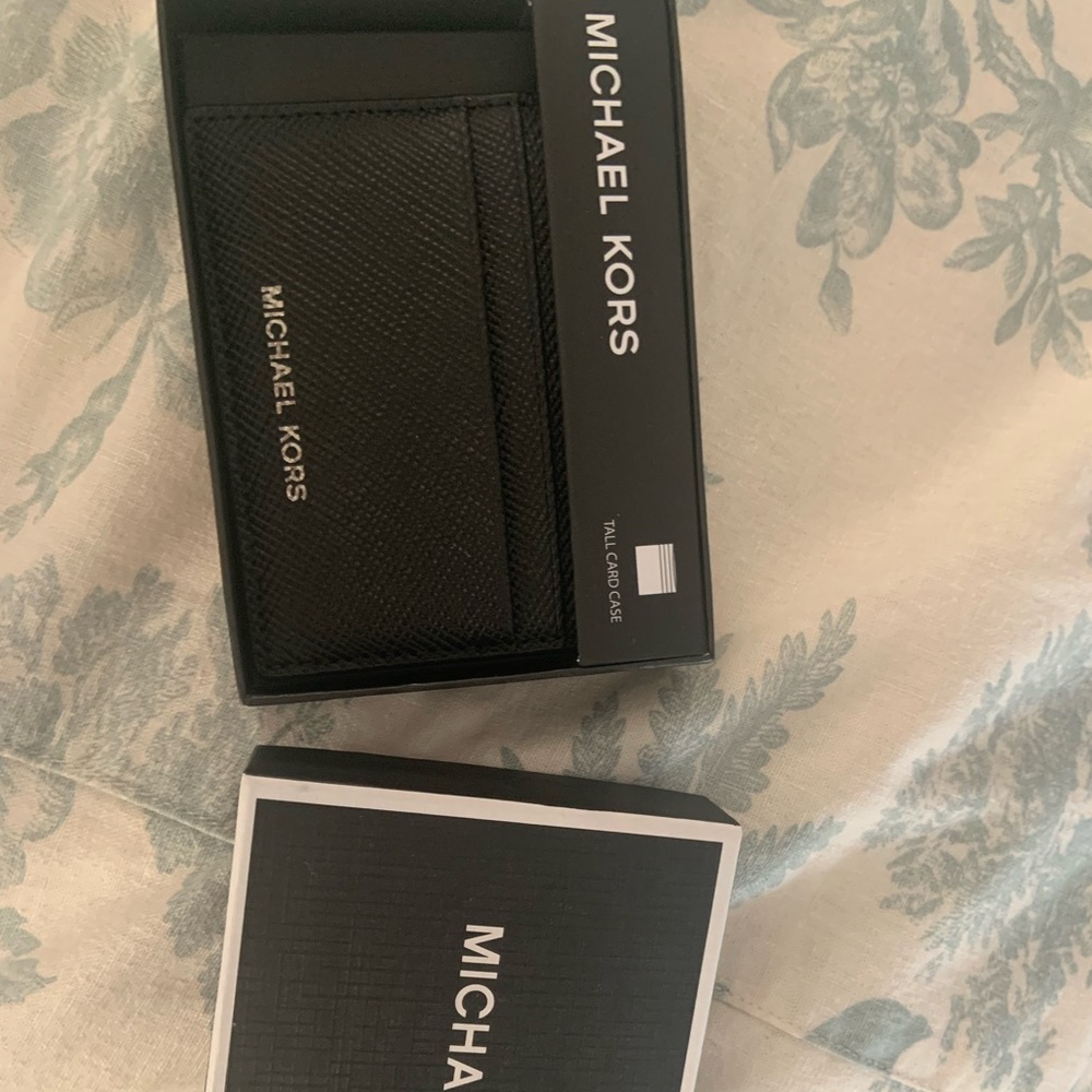Michael Kors tall card case black NWT